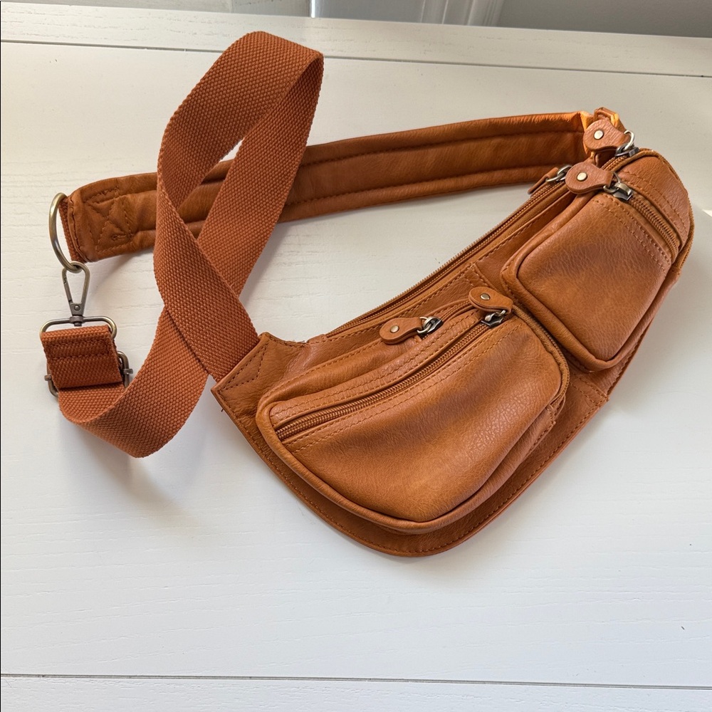 Stylish Tan Leather Crossbody Bag